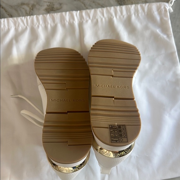 Michael Kors White Sneakers with Gold Accent - Picture 4 of 7